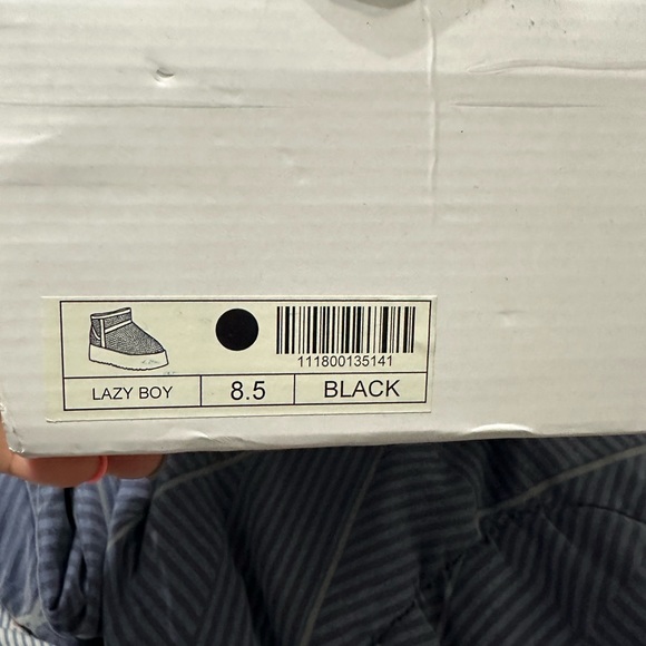 Studded fashion nova boot - Picture 3 of 4